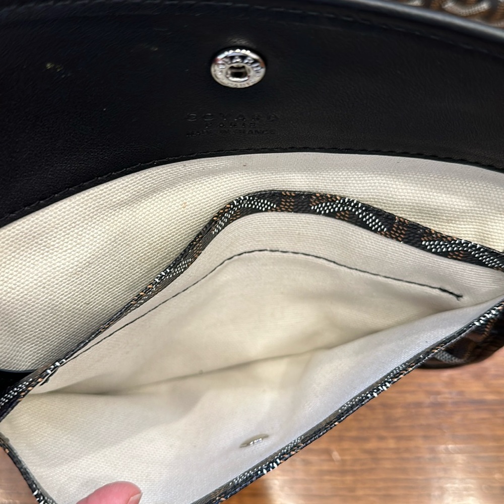 *NOT AVAILABLE* Goyard St Louis PM Tote Bag Black - Picture 4 of 11